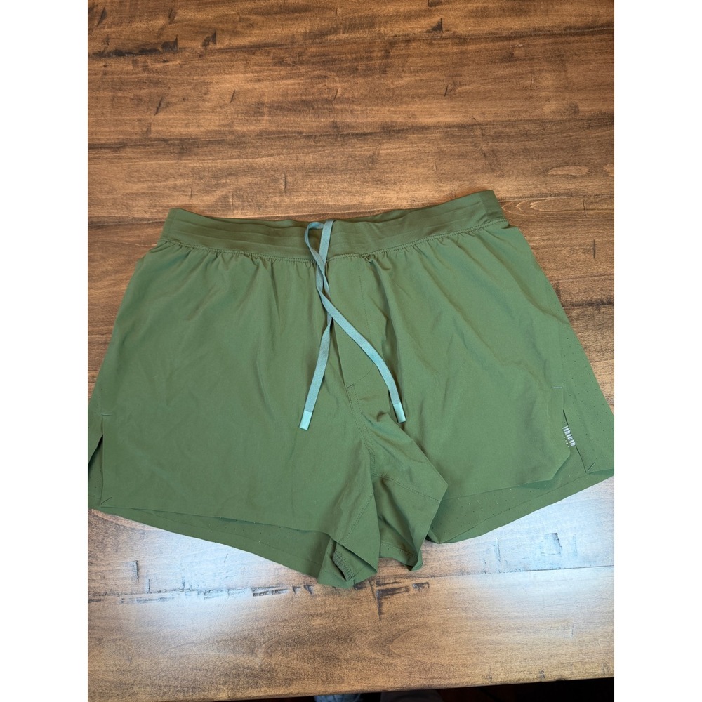 Ten Thousand The Distance Short Mens Medium Olive Green 3 in inseam NWOT